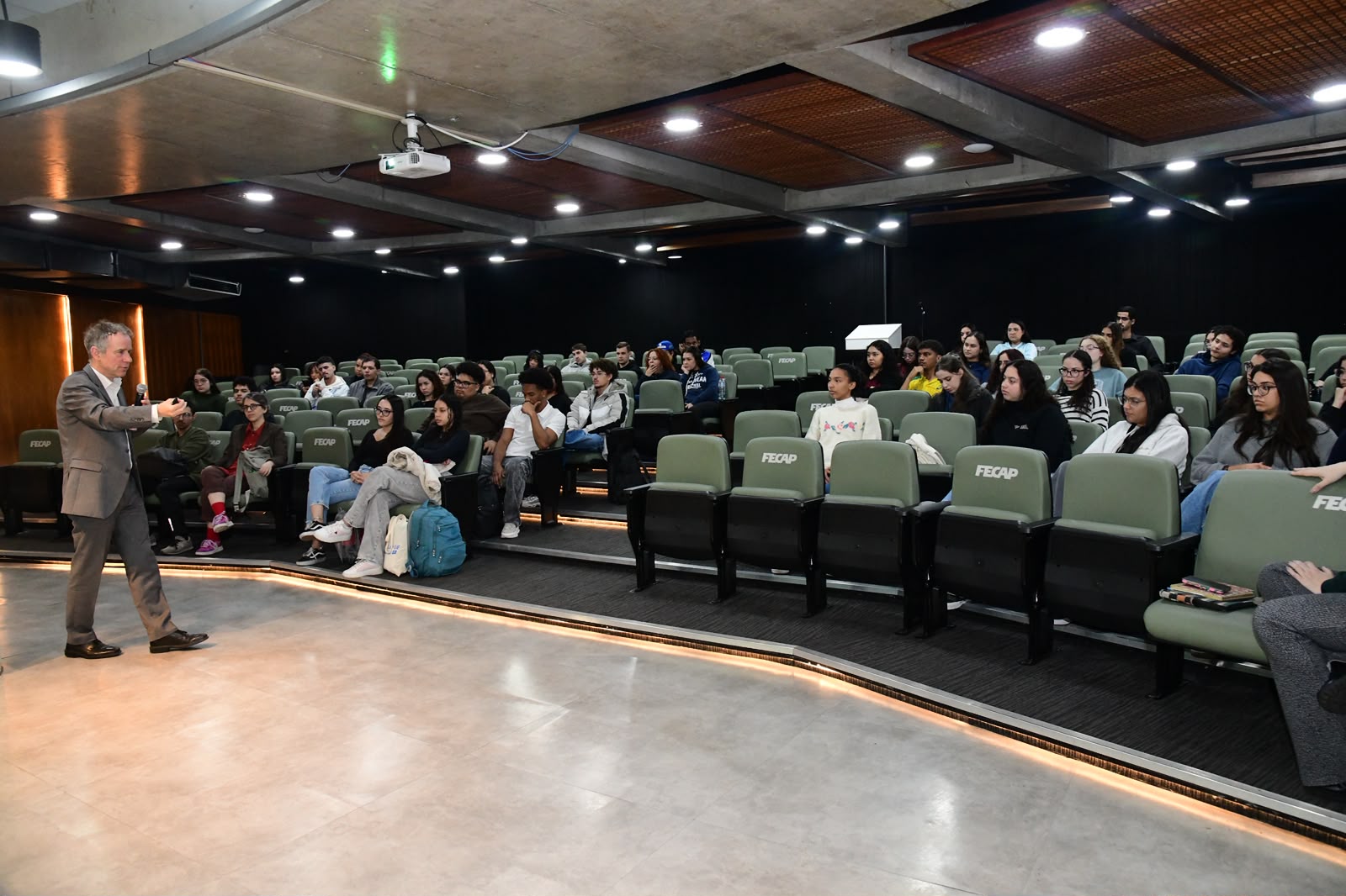 Thumbnail image of the event: Lecture by Professor Markus Krajewski (Erlangen–Nürnberg University): “Sustainability and responsible business conduct in European Union Free Trade Agreements – The EU-Mercosur Agreement as an example”